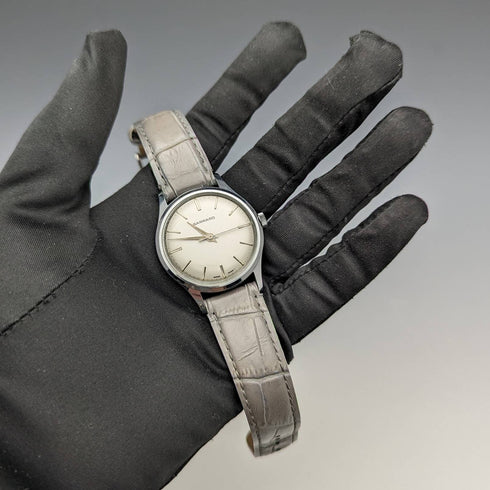 British vintage Garrard mechanical wristwatch metal case works well